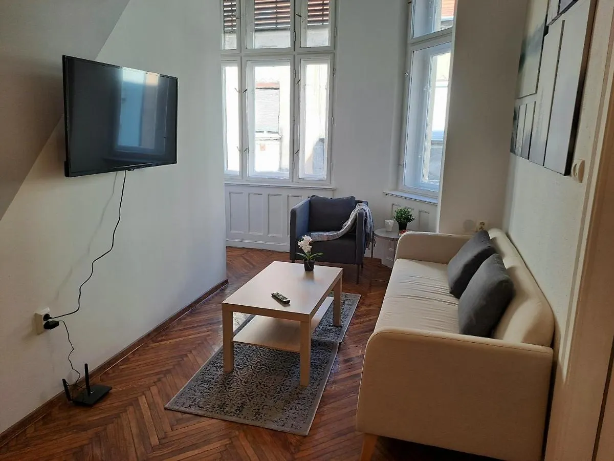 Emerald Apartment Budapest 0*,  Hungary