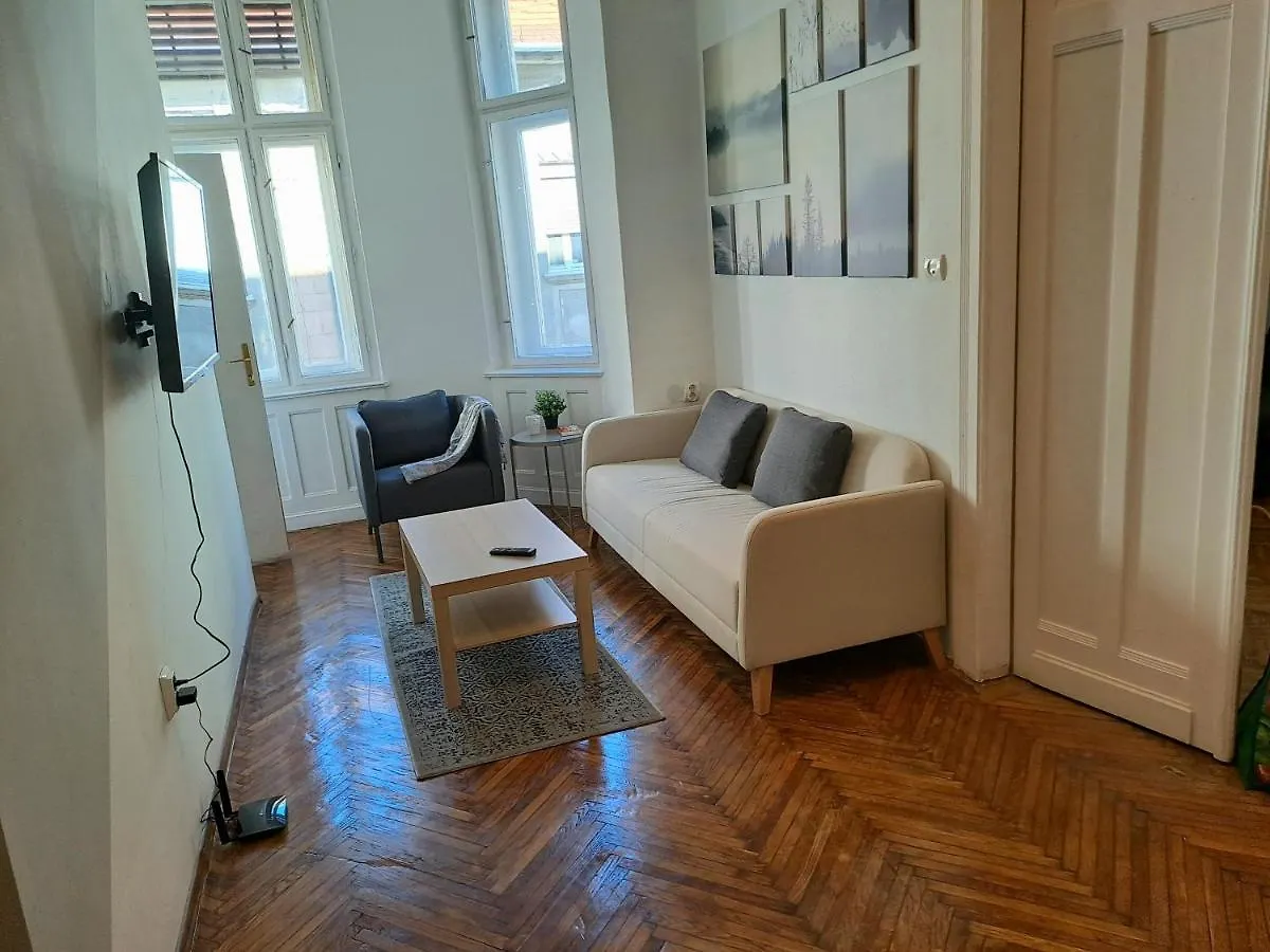 Emerald Apartment Budapest